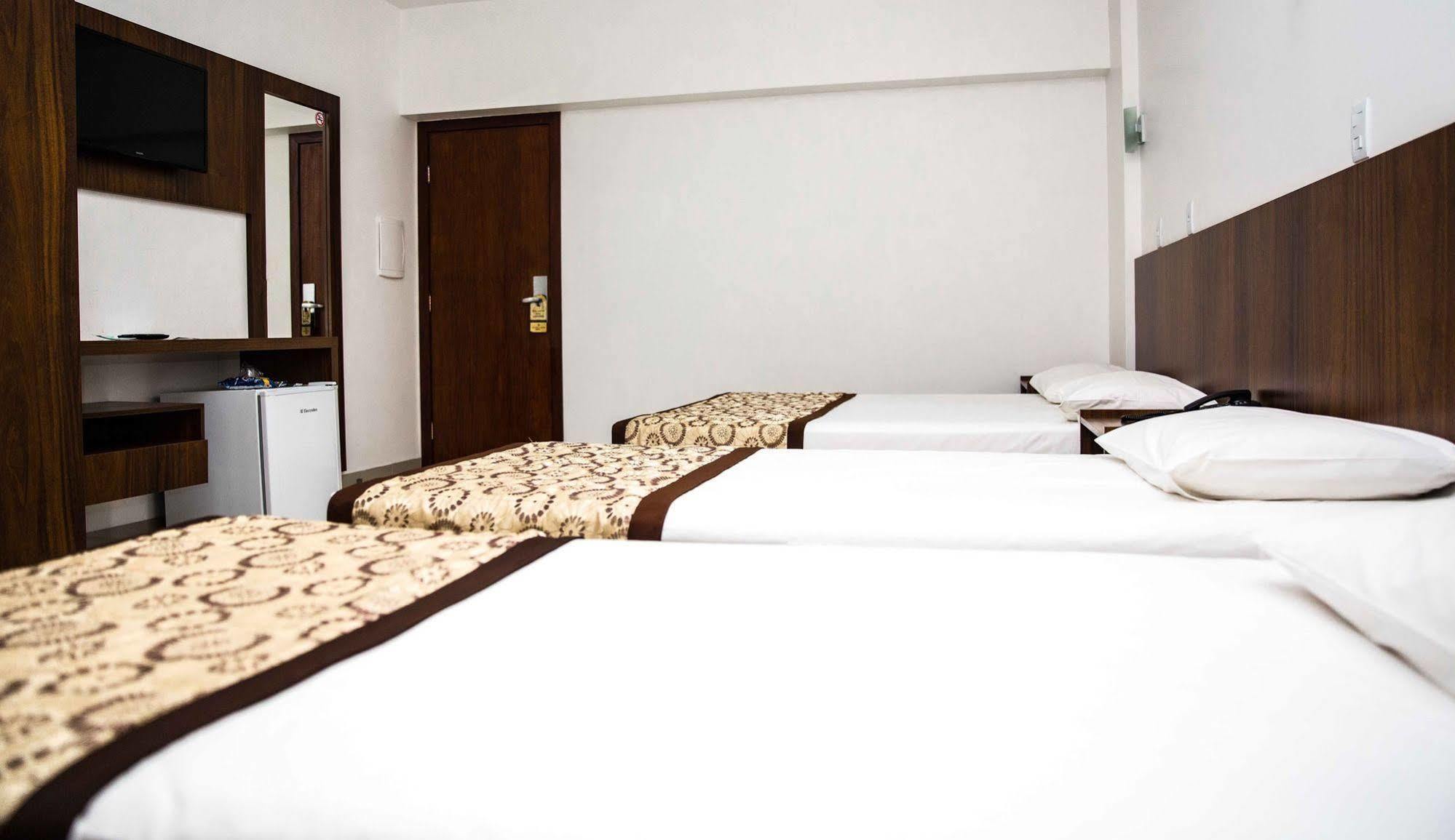 Galatas Golden Hotel パスト・デ・ミナス エクステリア 写真